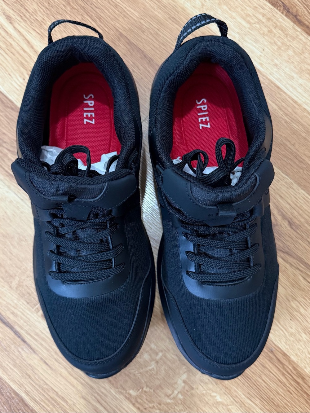 New With Box women’s SPIEZ Nimbus Geneva 312 work shoes size 10 Black.